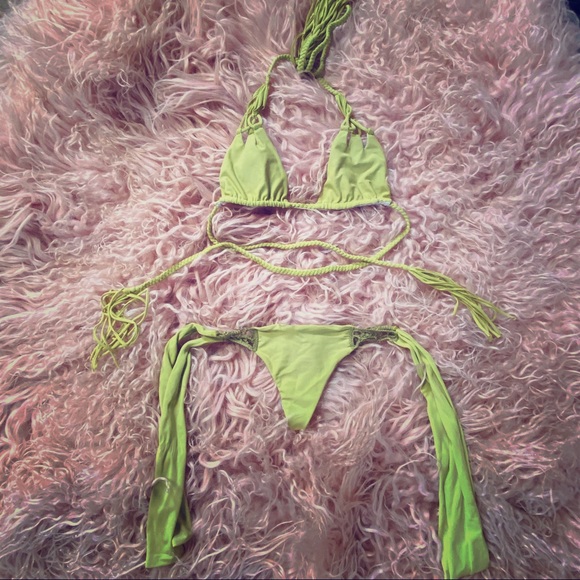 Acacia Bikini Lime - Picture 3 of 5